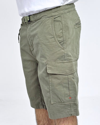 CARGOS // OLIVE
