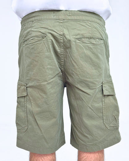 CARGOS // OLIVE