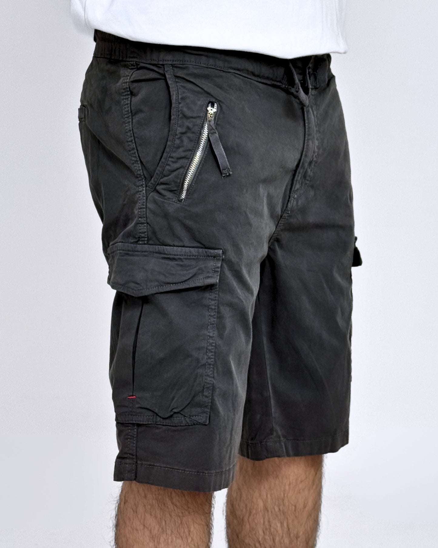 CARGOS // CHARCOAL