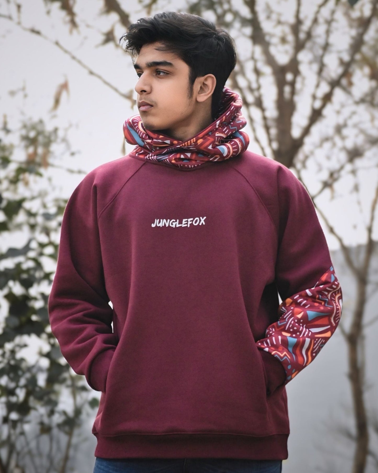 CAYENDO // BURGUNDY